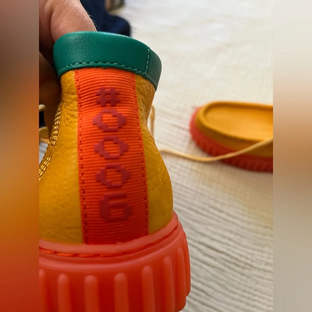 Clarks x Pokémon Torhill Explore Chukka Boot Orange Charmander US Size 8 - Picture 7 of 10